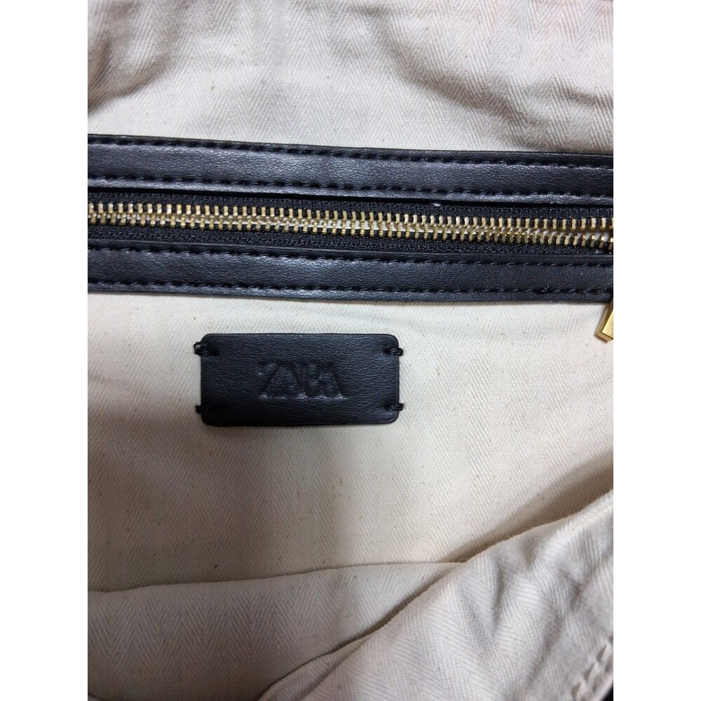 Zara Contrast Oval Shoulder Bag Ecru Black Strap Minimalist Classic - Picture 9 of 16